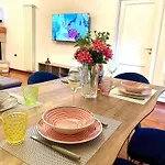 Iaru-bed Experience House אלברובלו