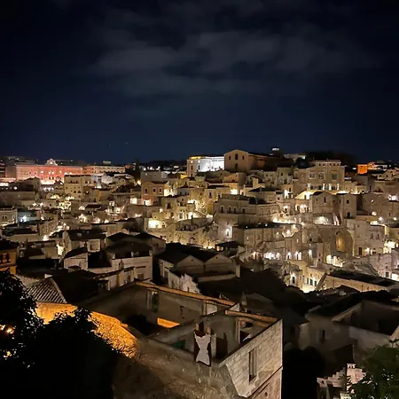 Iaru-bed Experience House דירה אלברובלו